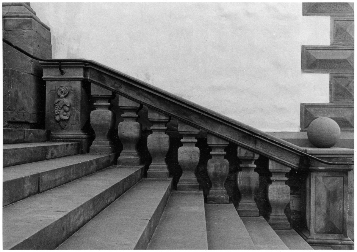 TEGG – Bild »Treppe« aus Bilderserie »Frühe Arbeiten – Treppen«